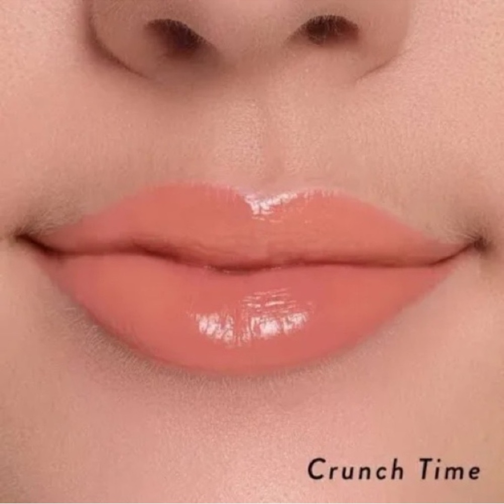 Laura Geller Treat-N-Go Tinted Lip Oil in shade Crunch Time ,Full size, NIB - Picture 2 of 2